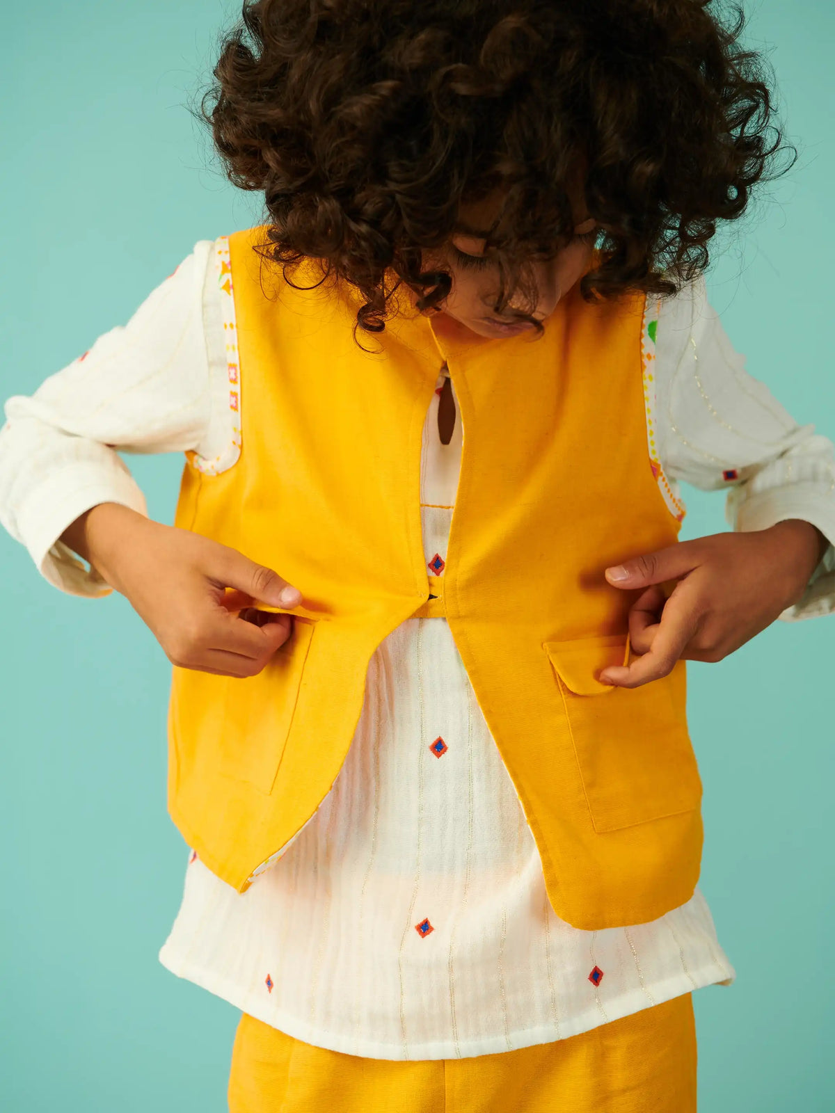 Soorajmukhi Boys Set with Reversible Nehru Jacket Somersault