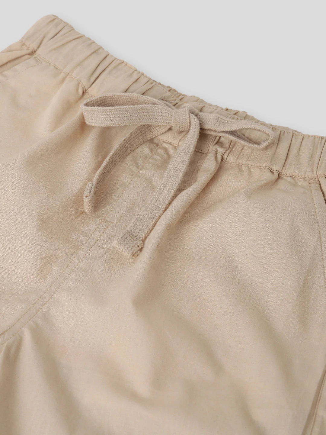 Khaki Shorts With Pocket