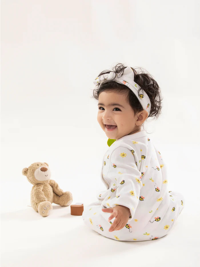 What should one take care of when buying clothes for your kids?
