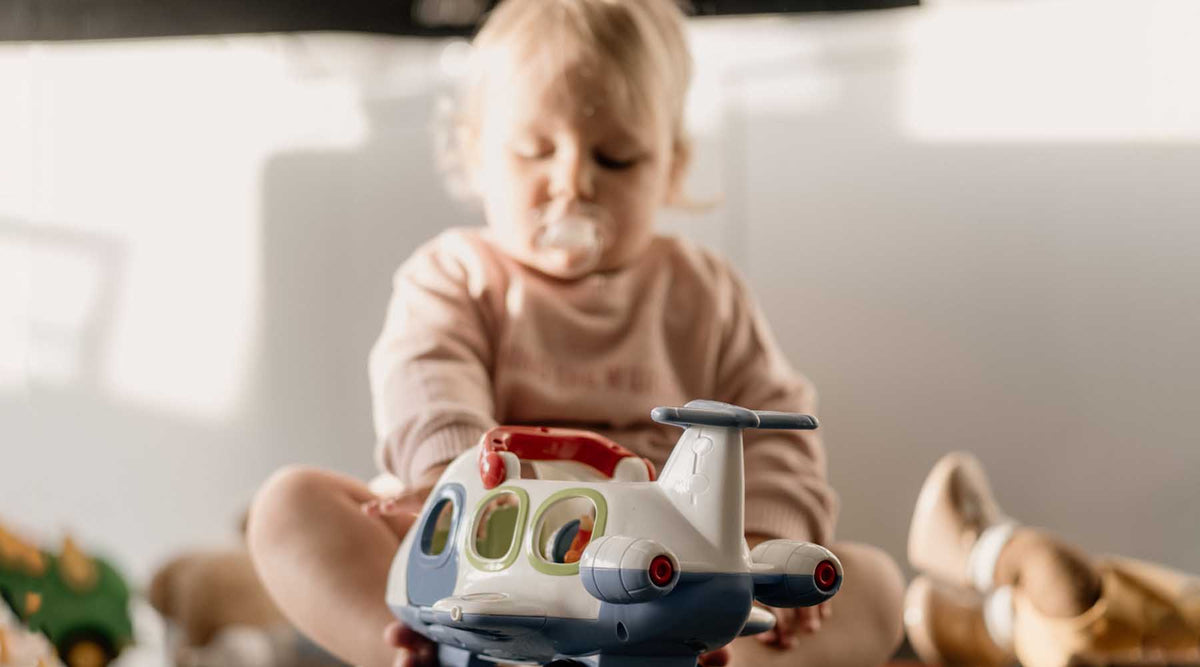 Tips for Traveling with a Baby: How to Make it Stress-Free