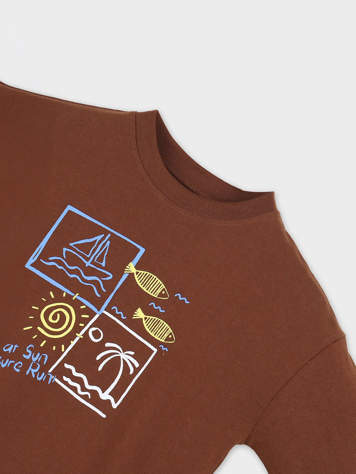 Printed T-Shirt with Striper Shorts