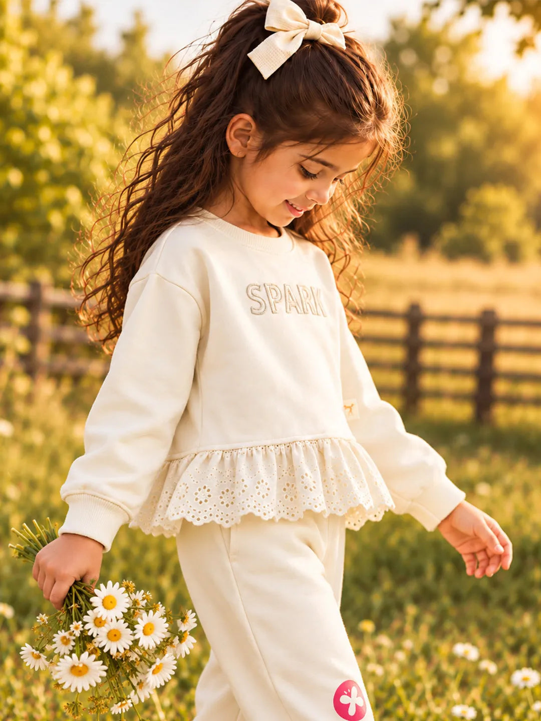 Schiffli Sweatshirt