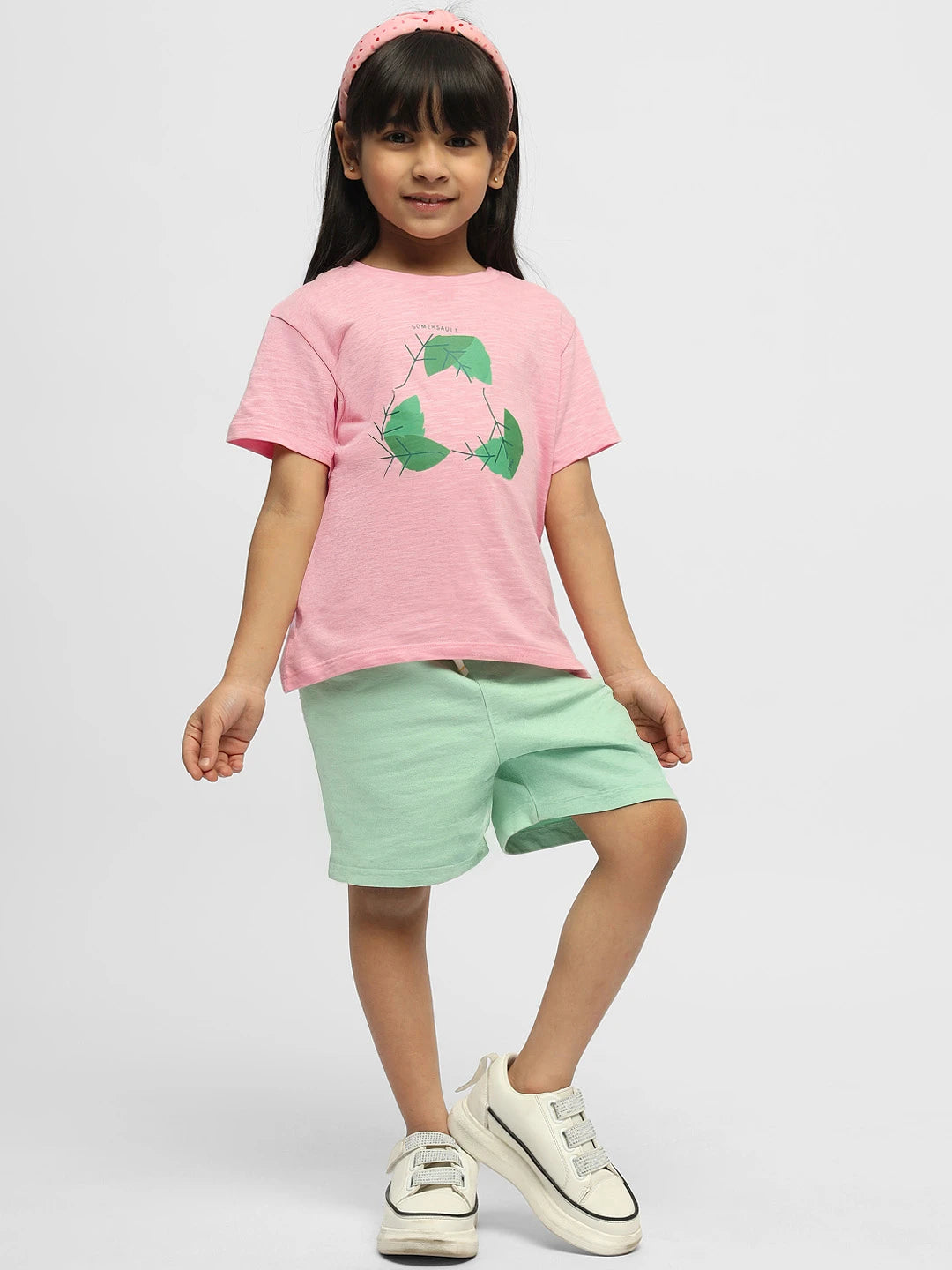 Girls Graphic T-Shirt & Solid Pants Set