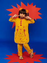 Kesari Tassel Girls Kurta Set Somersault